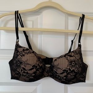 Victoria’s Secret Angels Secret Embrace Black Lace Bra, 34B